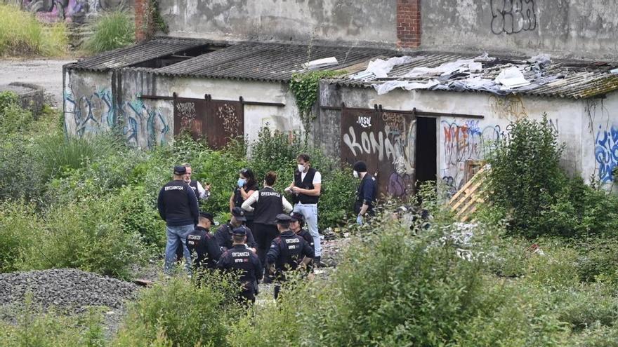 Detenido un hombre tras el hallazgo de un cadáver con lesiones por disparo en Irun