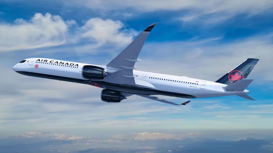 Imputan a un piloto de Air Canada por comandar 900 vuelos si