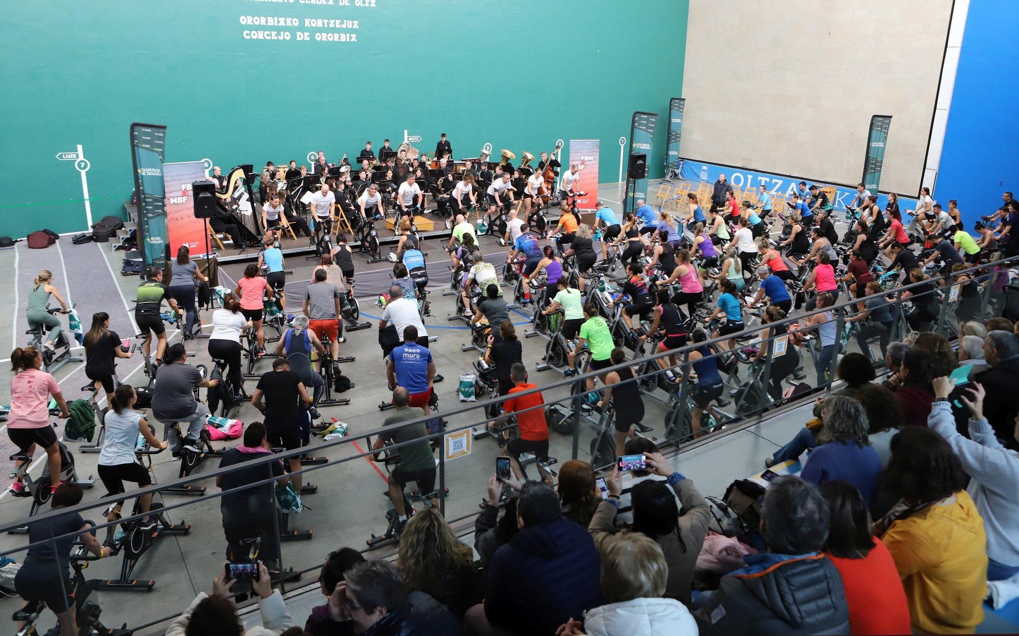 Spinning Band Solidario en Ororbia: música y deporte en directo por una buena causa