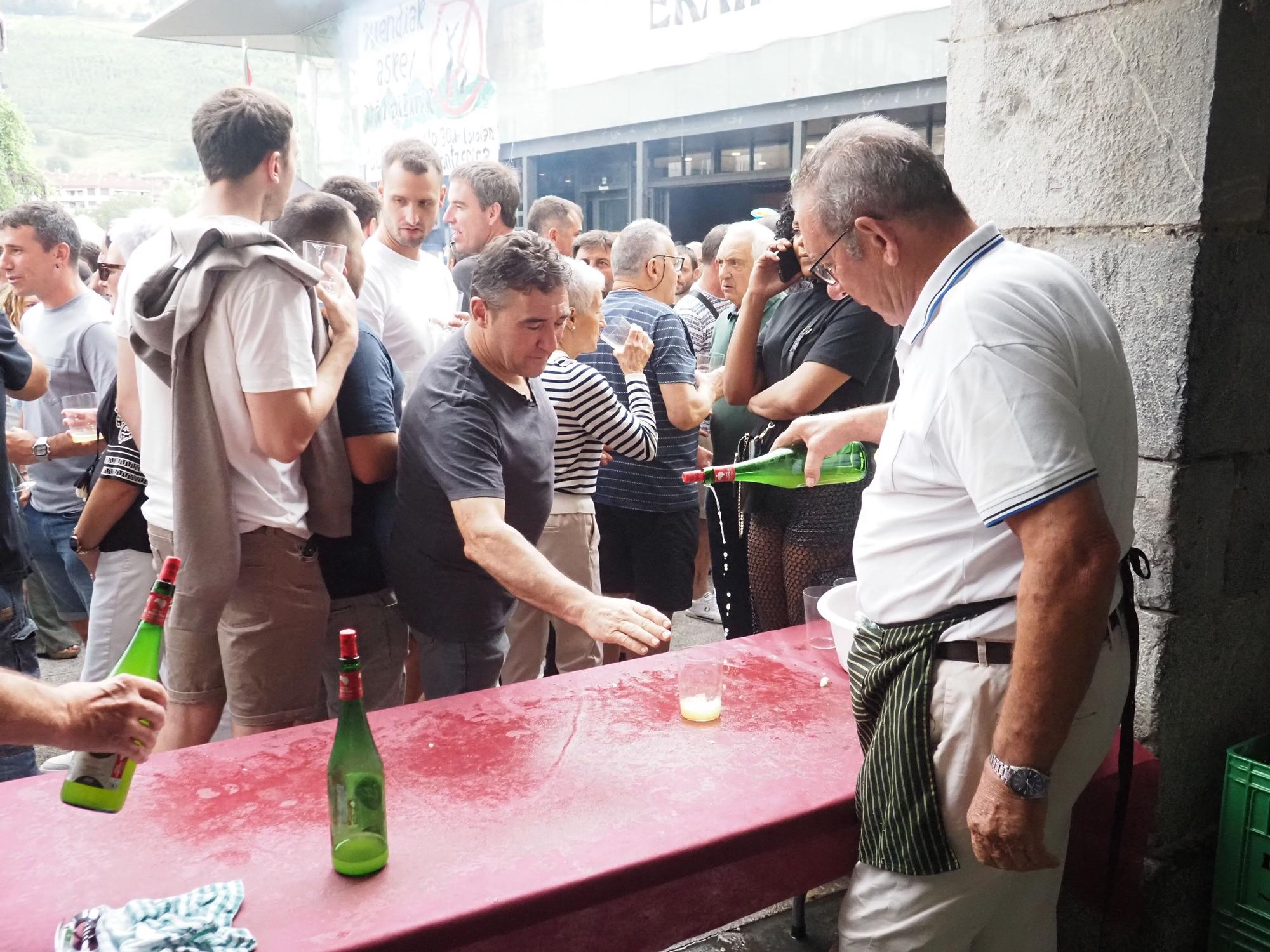 Fiesta total en Azpeitia en el Baserritarren Eguna