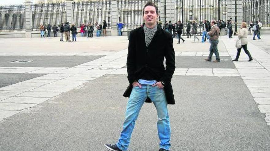 Íñigo Sota Heras, periodista pamplonés, vivió en Lodosa hasta los siete años de edad.