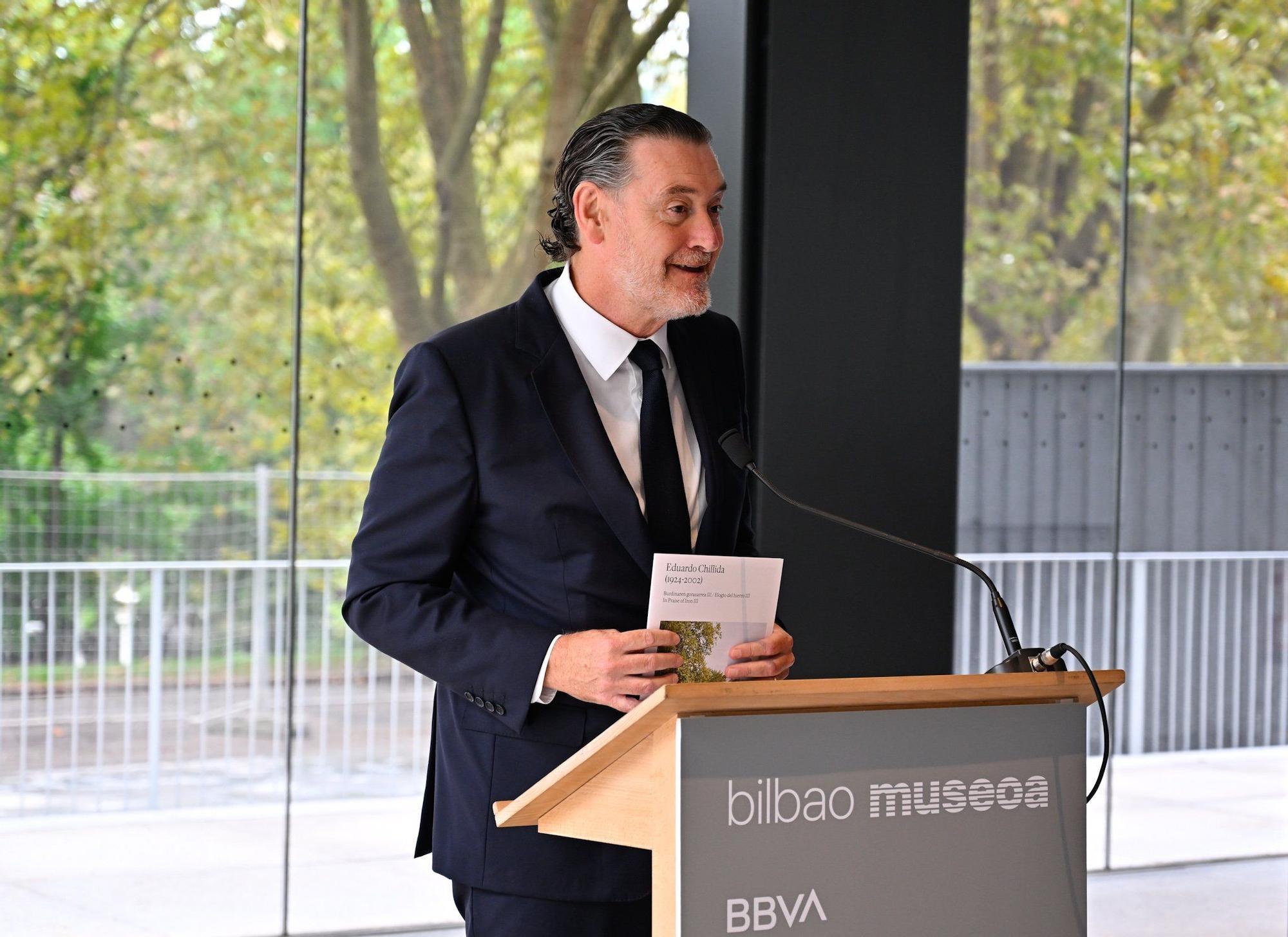 a escultura de Chillida "Elogio del hierro III" regresa a Bilbao