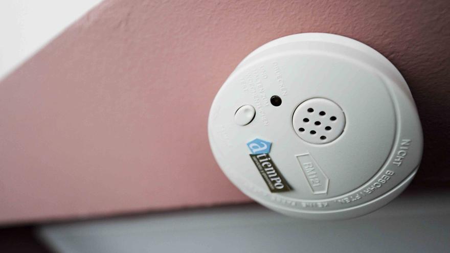 Absuelto de romper la alarma antiincendios en una residencia universitaria de Pamplona y que estallara un depósito con 23.000 litros de agua