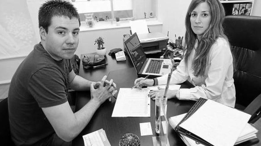 Miguel Duque Rodríguez y Patricia Lloves Pascual, en el centro Nutrivia de Pamplona.