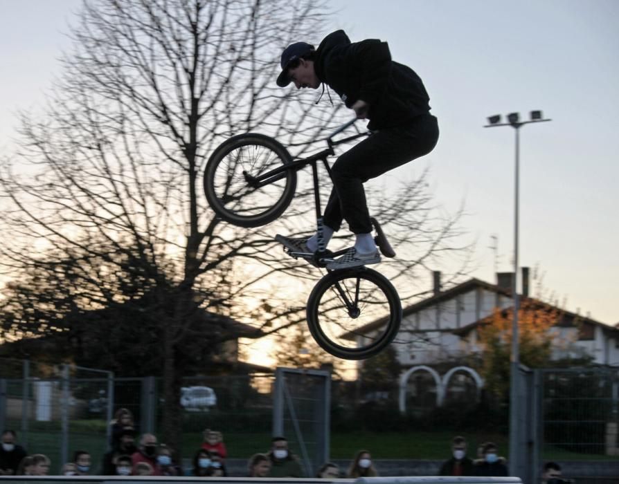 Derio estrena la pista de Gaziane