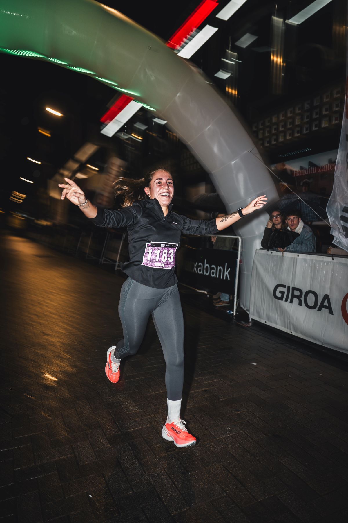 Las mejores imáganes de la Giroa Veolia Vitoria Night Run