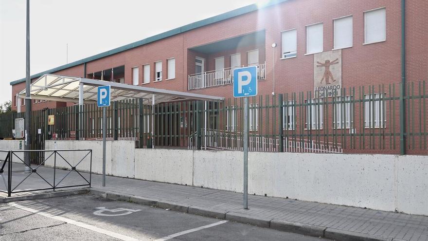 El PSOE propone reformar la ley para elevar a 500 euros la multa por aparcar en plazas para personas con discapacidad