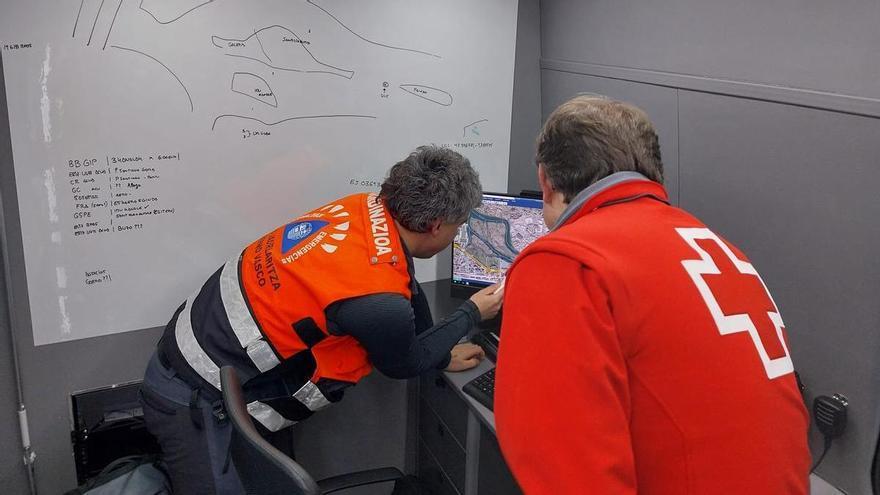 Reanudan la búsqueda de la persona desaparecida en el río Bidasoa en Irun