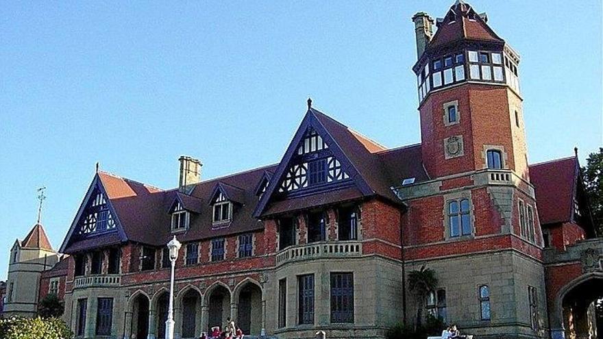 Las JJGG rechazan ubicar un hotel en el Palacio de Miramar