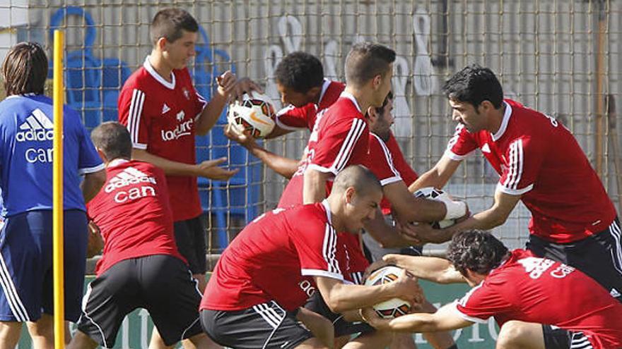 Osasuna realiza un entrenamiento regenerativo en Tajonar