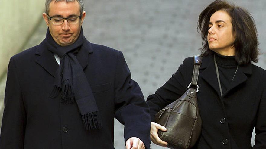 El ex socio de Urdangarin y su esposa llegan a los juzgados de Palma.