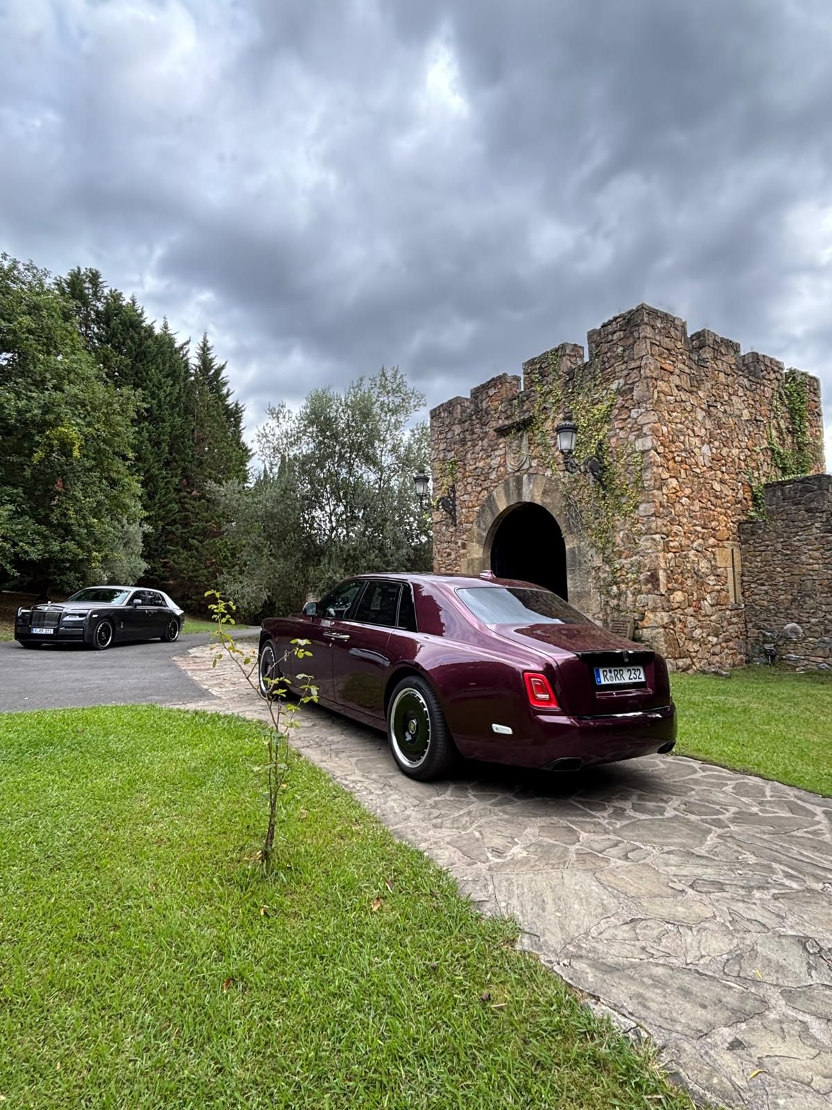 En imágenes: celebración del centenario de los Rolls-Royce Phantom Torre Loizaga