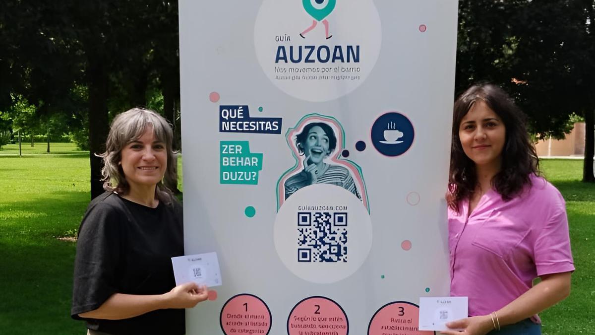 Arantxa Pérez y Arantxa Gómez del Cerro, creadoras de “Guía AUZOAN. Nos movemos por el barrio”.