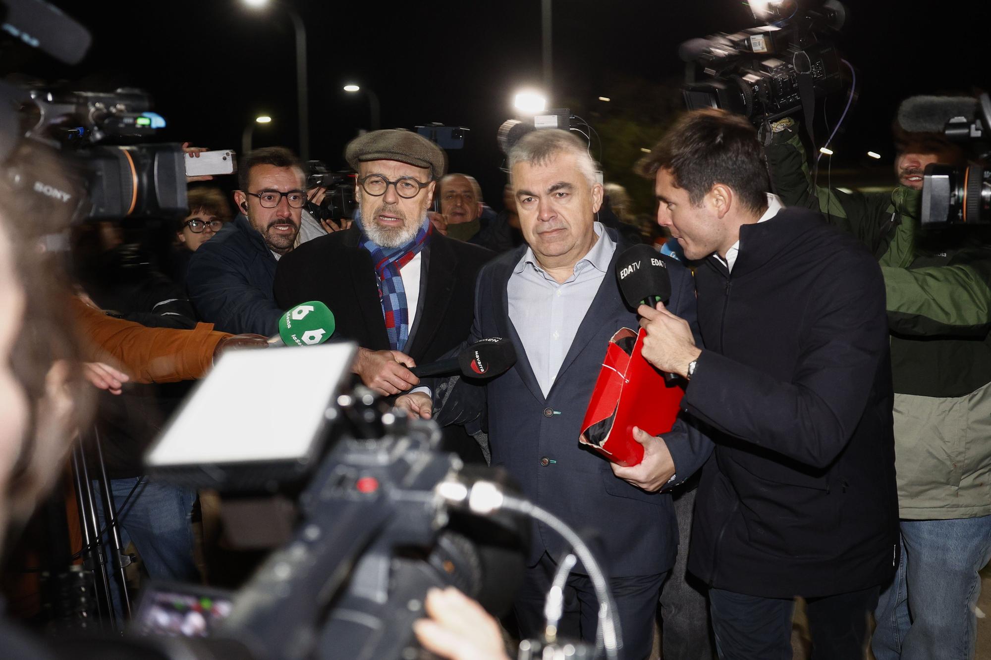 Fotos de la salida de Santos Cerdán de la cárcel de Soto del Real