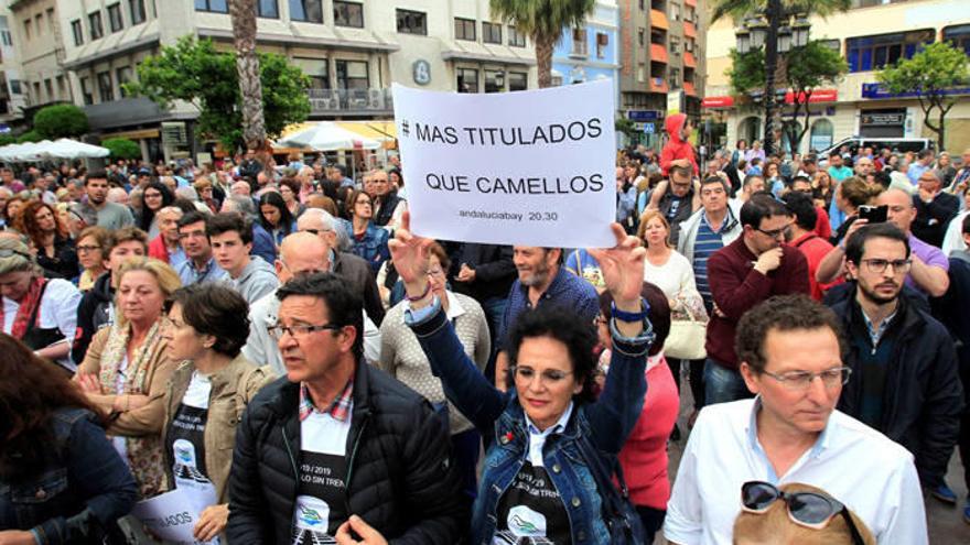 Prisión sin fianza para los 8 detenidos por agresión a guardias en Algeciras