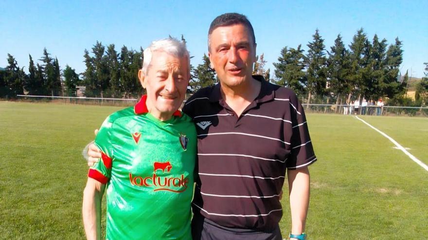 Pepe Alzate se vuelve a calzar las botas a sus casi 84 años