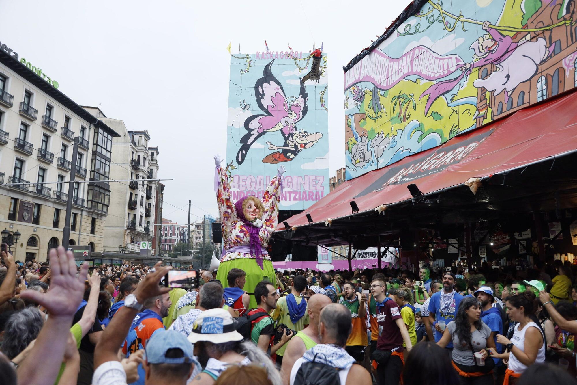Bilbao está de fiesta: fotos del primer día de Aste Nagusia 2025