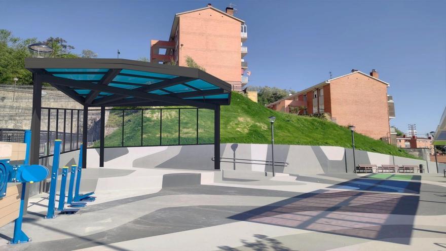 Diez semanas para cubrir el escenario de la plaza Betolaza, en Uretamendi