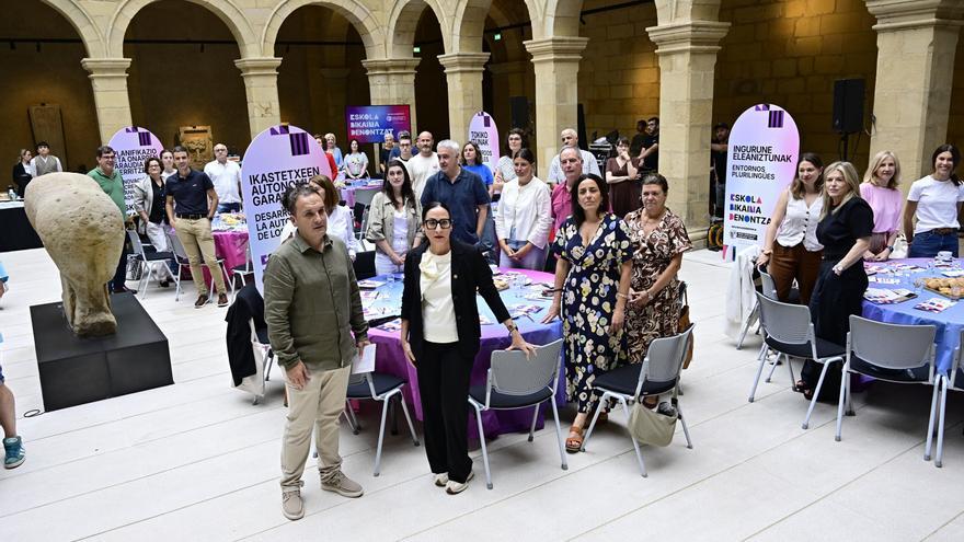 Presentación de los proyectos finales de Eskola Bikaina Denontzat