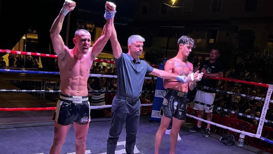 Edgar Teixeira, campeón de España de kick boxing en Caparros