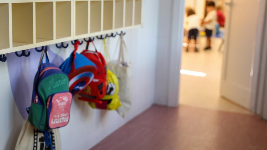 El Gobierno excluirá ultraprocesados y bebidas con azúcares añadidos de los desayunos y meriendas en los colegios