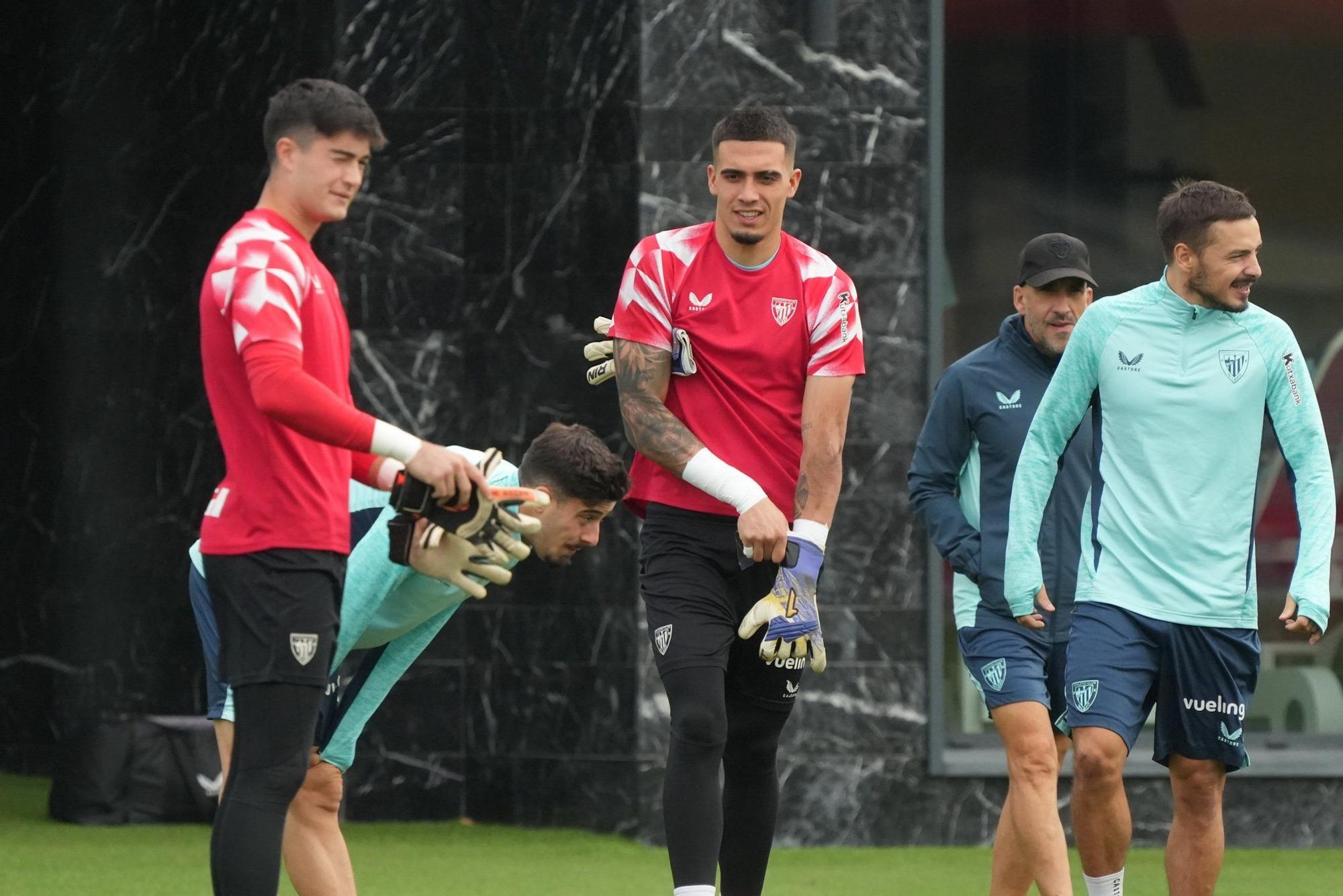 En imágenes: el Athletic empieza a preparar el partido ante el Borussia Dortmund
