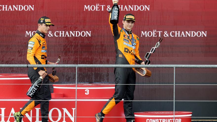 Piastri pone firme a Norris