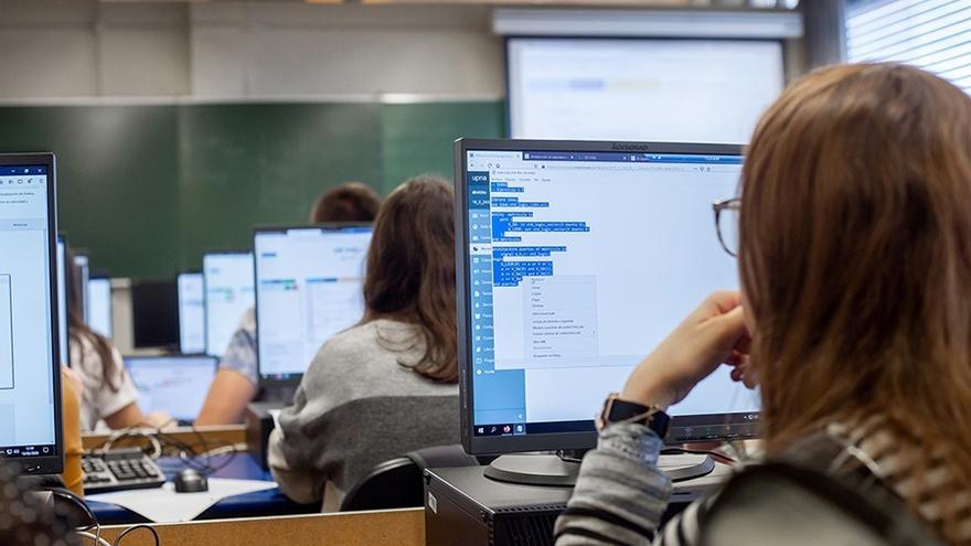La UE acuerda capacitar digitalmente al 80% de la población hasta 2030