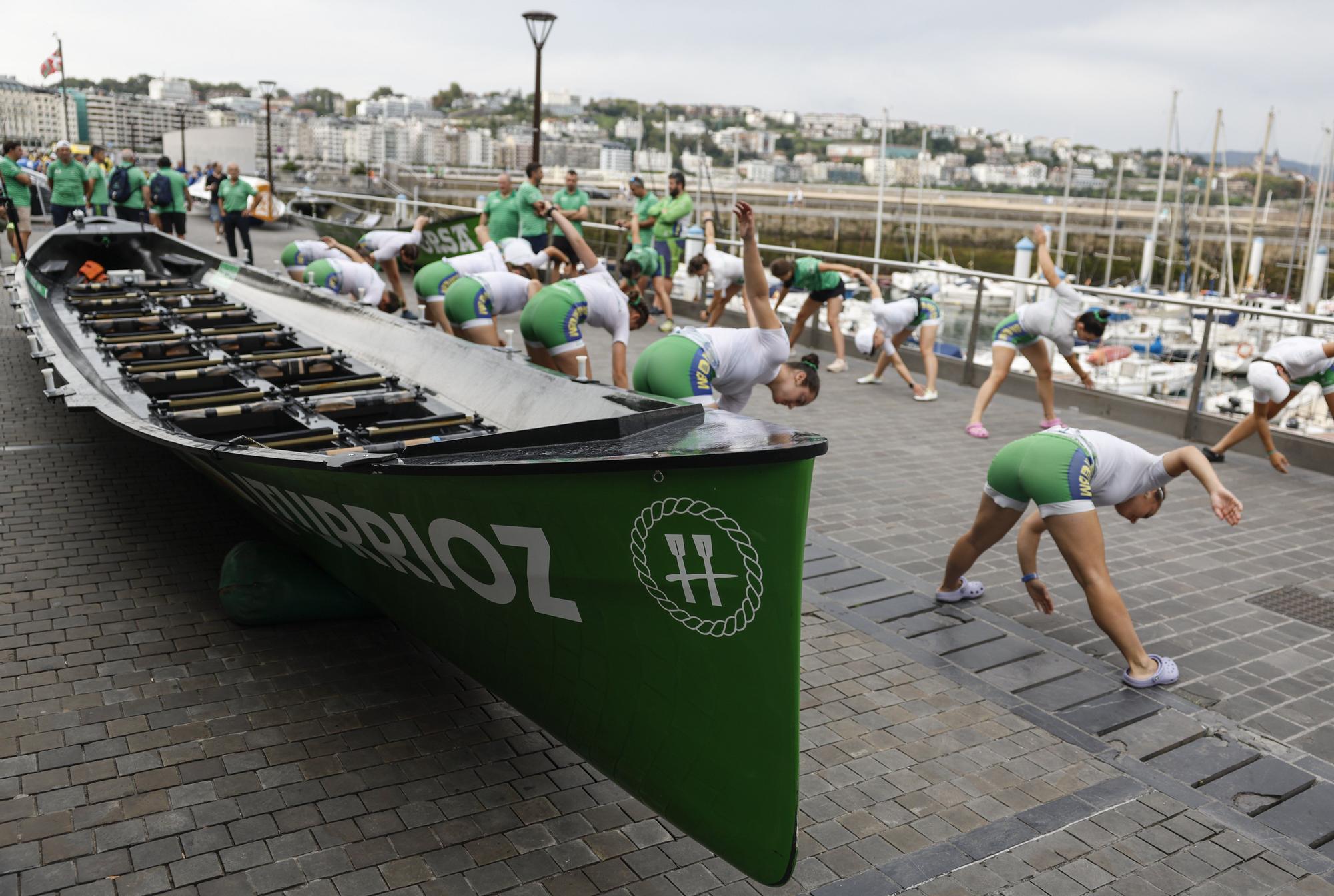 En imágenes: Arraun encarrila su cuarta bandera en Donostia
