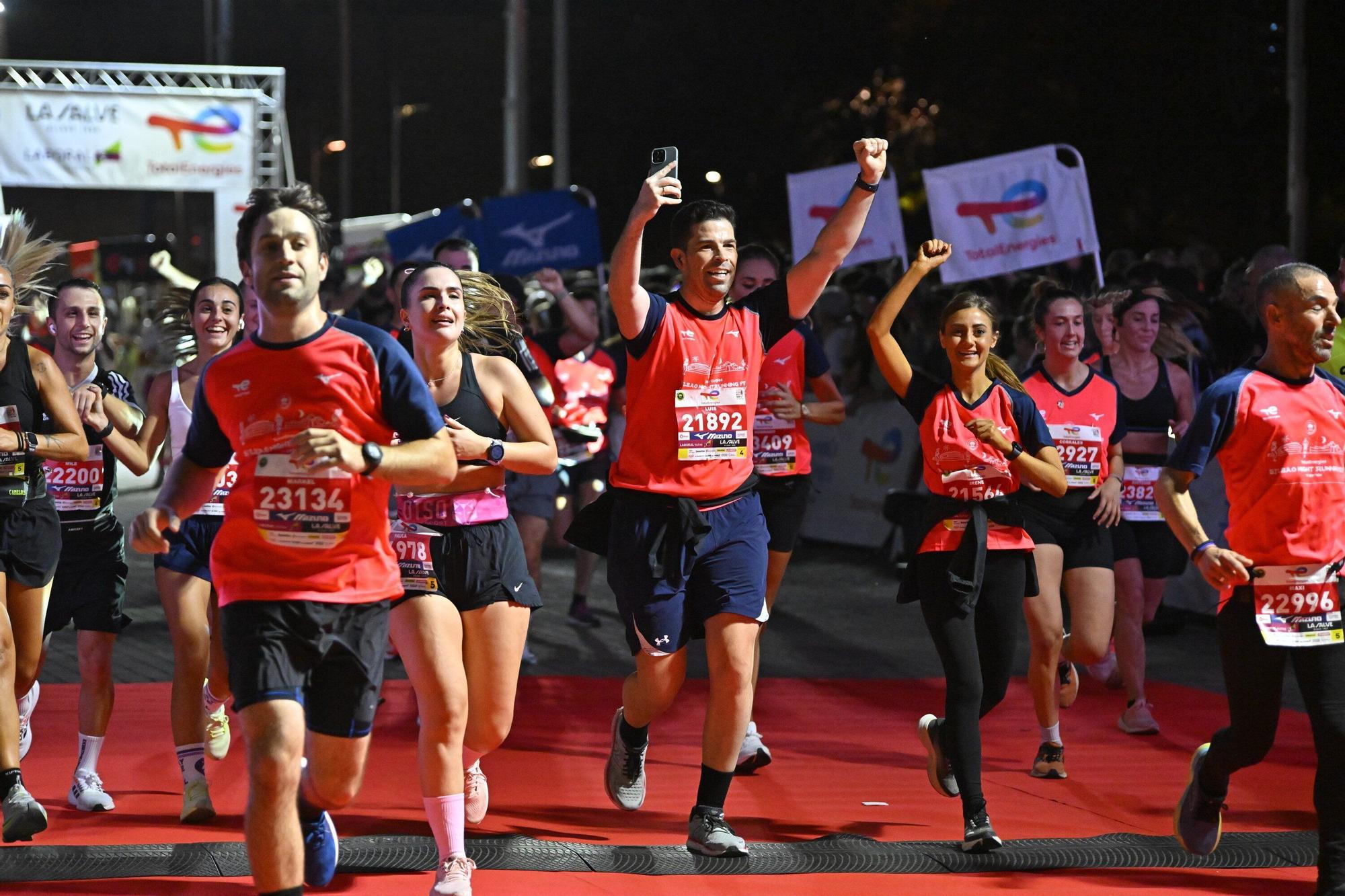 El Bilbao Night Marathon, en imágenes