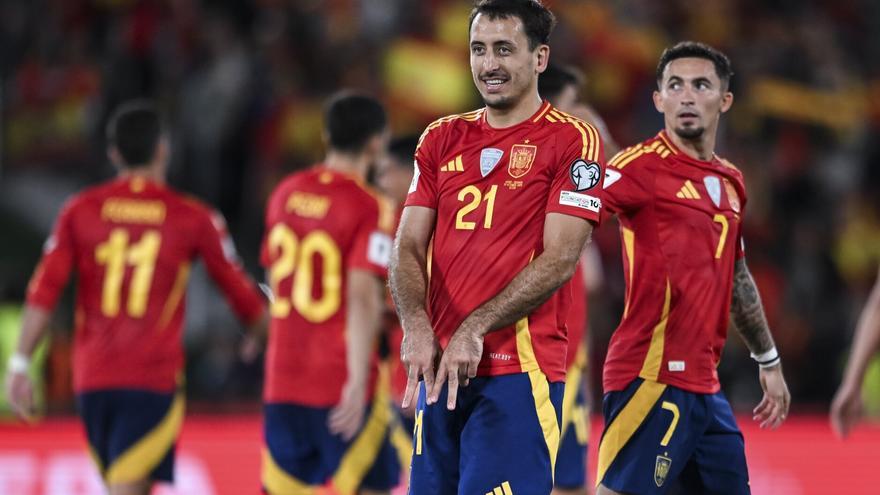 Mikel Oyarzabal vuelve a marcar con España