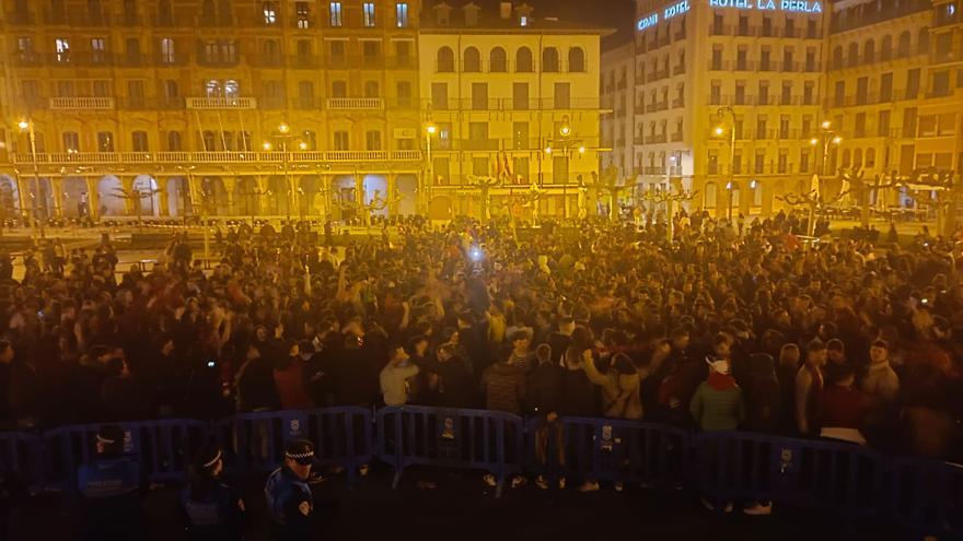 Primeros minutos de la celebración en la Plaza del Castillo
