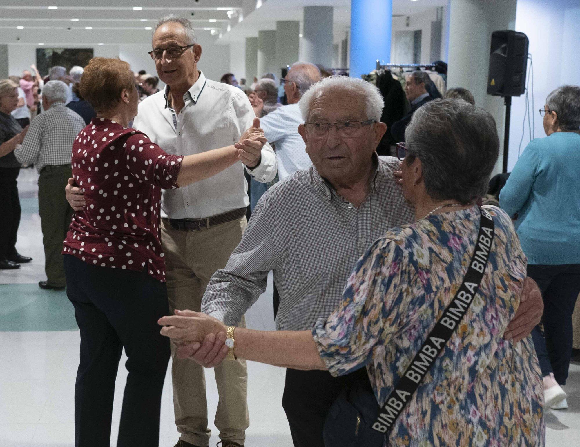 En imágenes: Los bailables se mudan al Palacio Europa