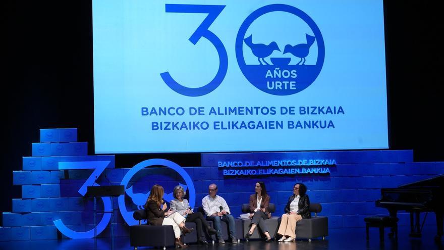 El Banco de Alimentos de Bizkaia trabaja en ofrecer segundos platos en favor de una dieta equilibrada