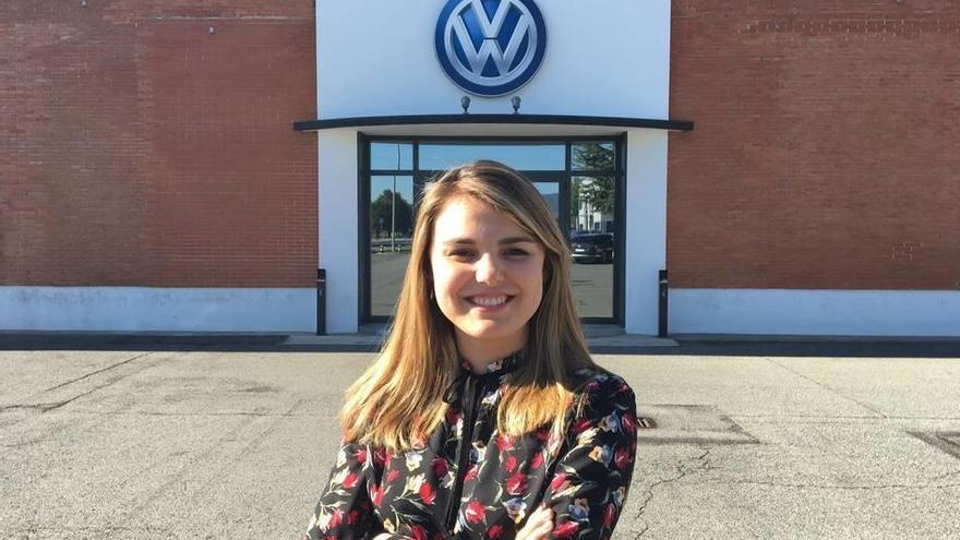 Paula Izco, graduada de la Universidad de Navarra, premiada por Volkswagen por su proyecto fin de grado.