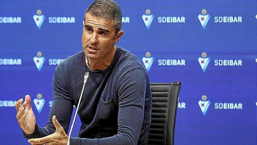 Eibar: &quot;Lehen egunetik lehiakorra&quot; izatea nahi du Garitanok