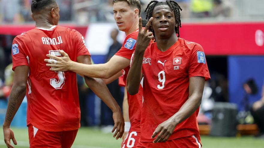 Suiza arrolla a Bosnia al final