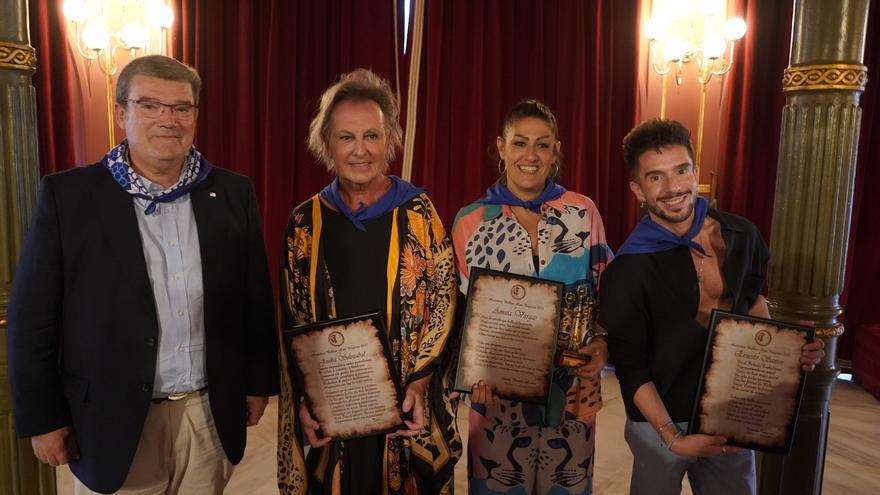 Acrósticos y escúteres en Aste Nagusia