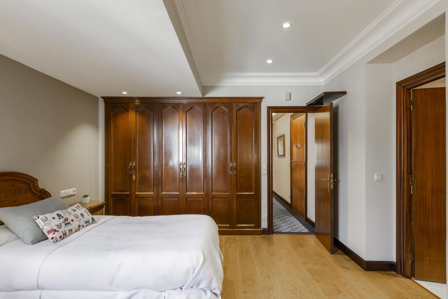Vivir en el corazón de San Sebastián: espacio, luz y carácter en el Gros más exclusivo