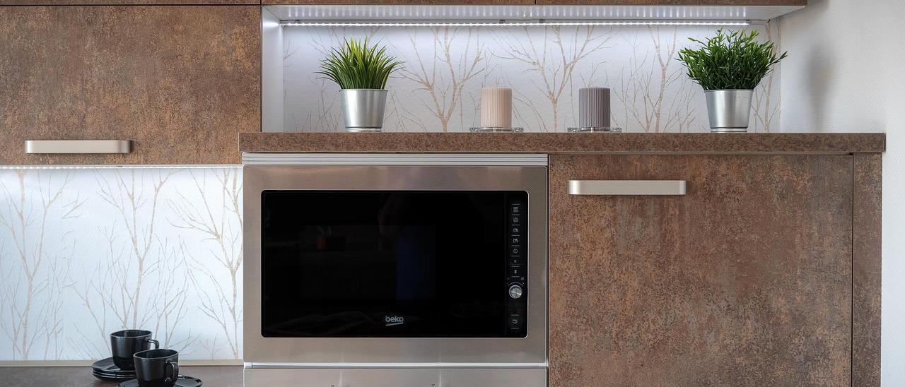 El truco infalible para limpiar el horno, según La Ordenatriz