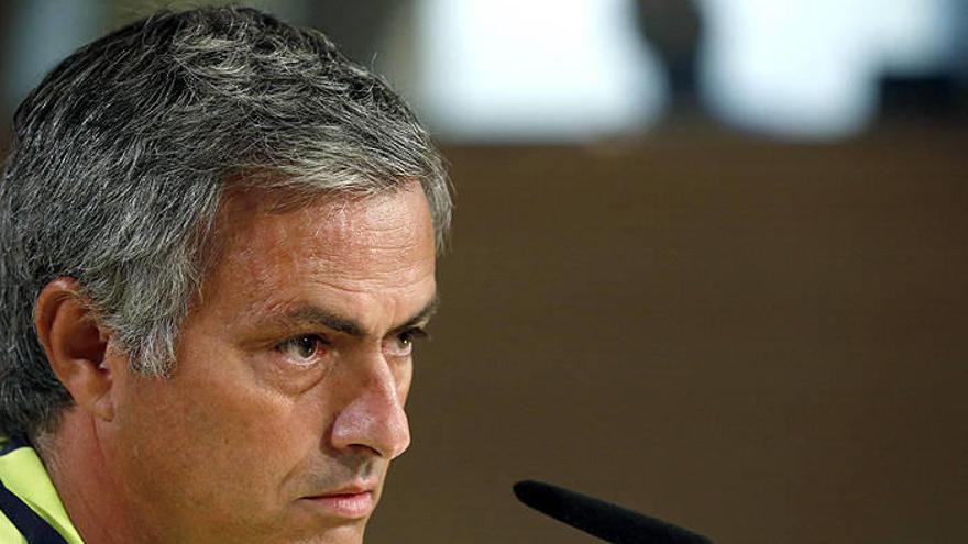 Mourinho pide a sus jugadores que &quot;cambien de actitud&quot;
