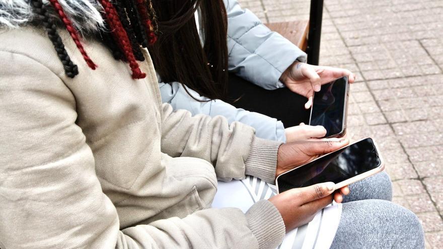 Un 13% de los consumidores navarros no está satisfecho con su compañía telefónica