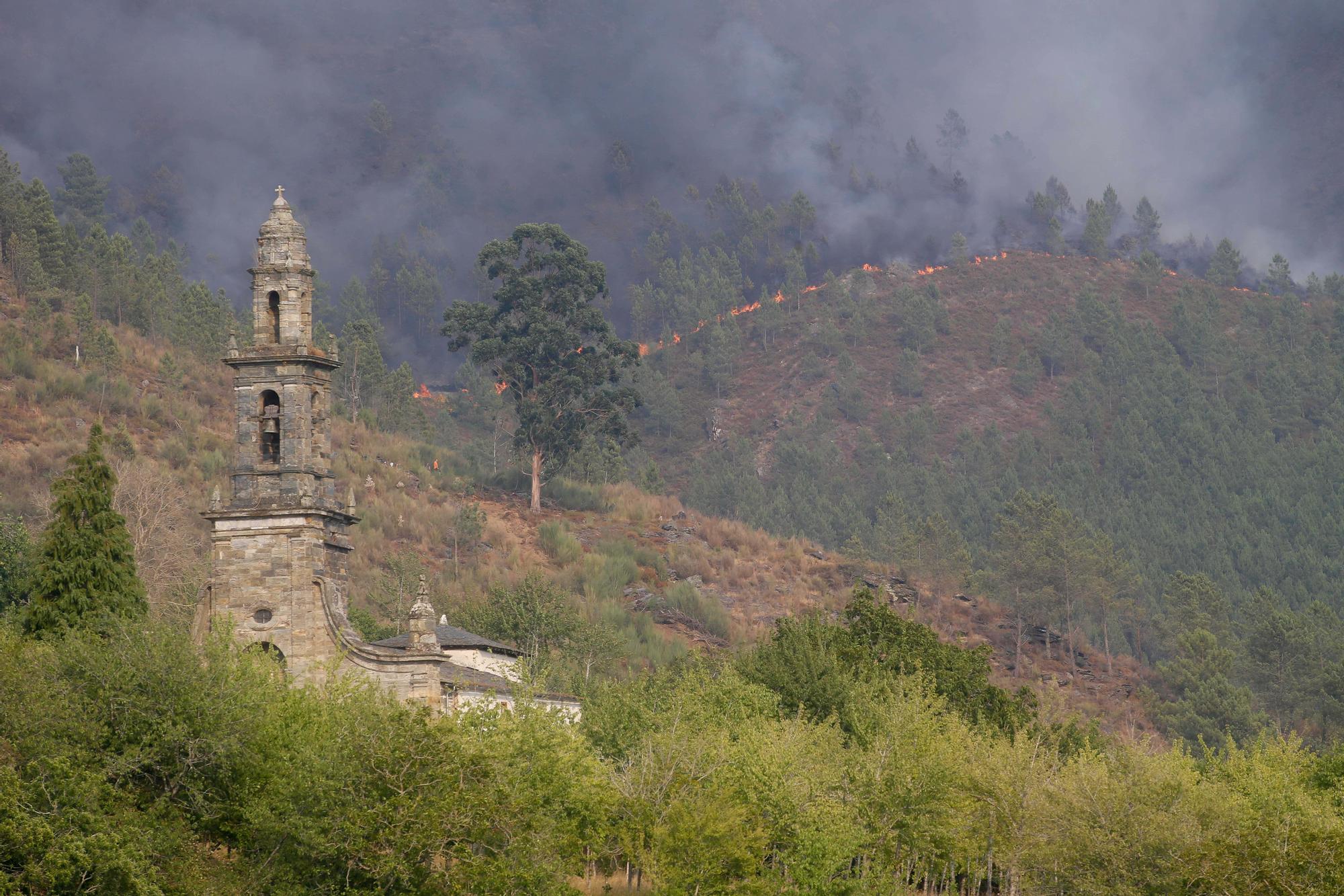 Semana negra de incendios: Cuatro muertos y 120.000 hectáreas quemadas