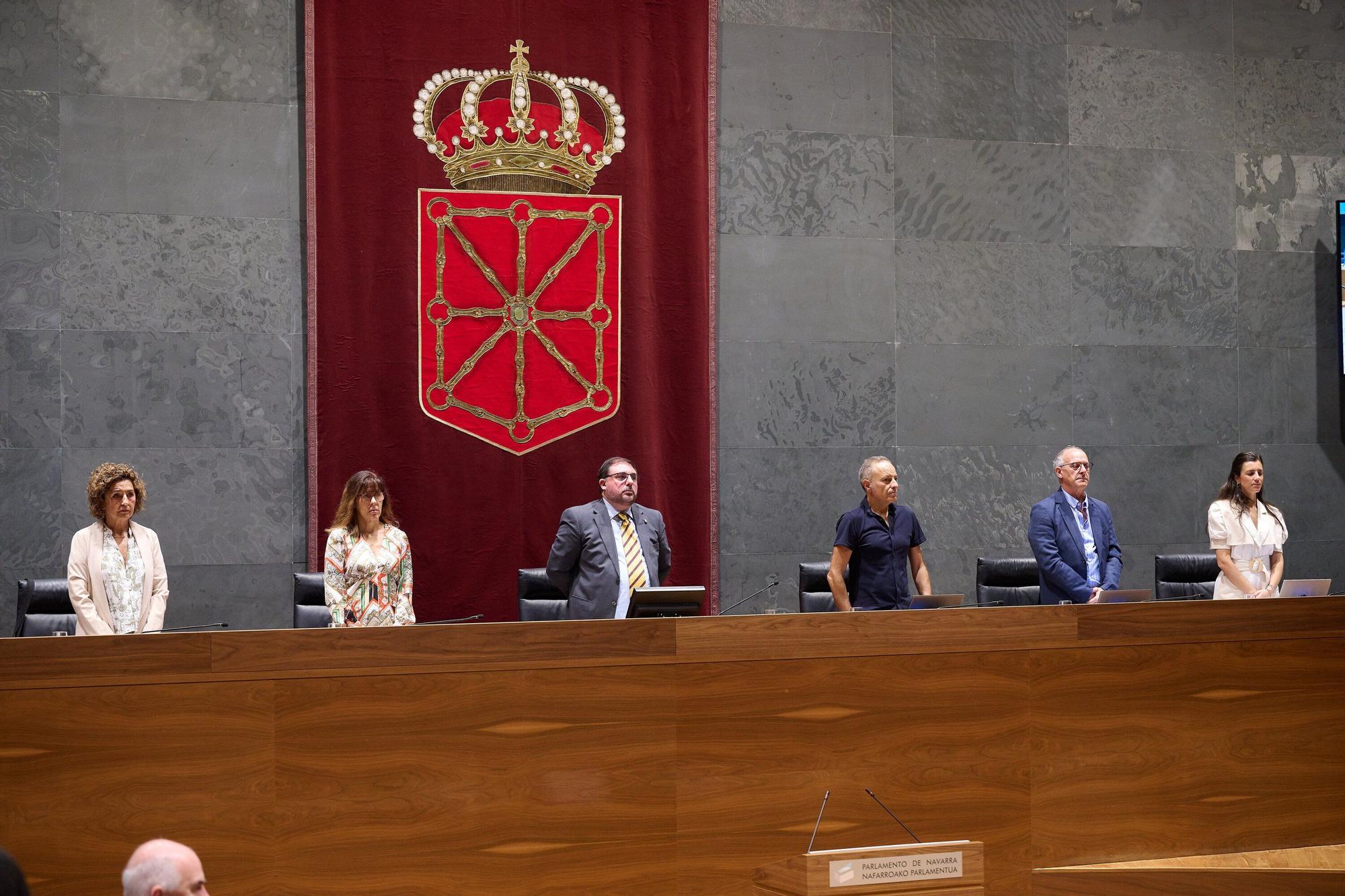 Fotos del pleno del Parlamento de Navarra este jueves, 18 de septiembre
