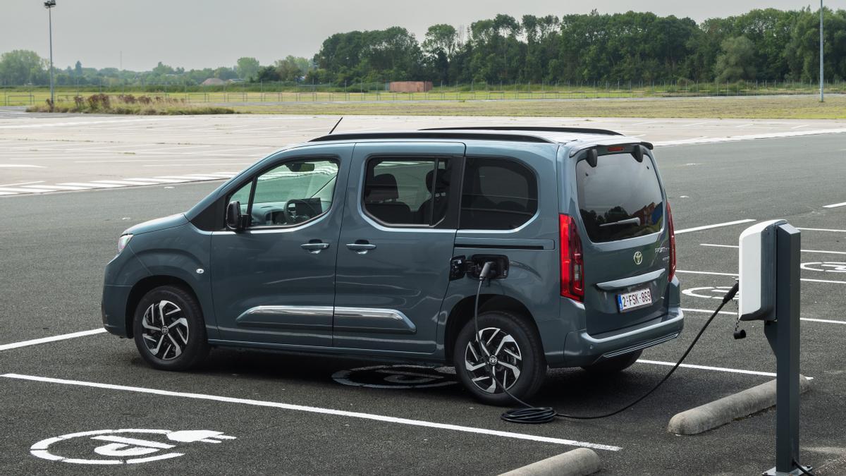 Toyota Proace City Verso 2025.