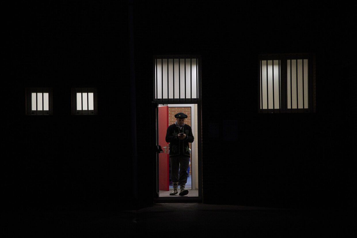 Olentzero y Mari Domingi recogen las últimas cartas en Iturrama