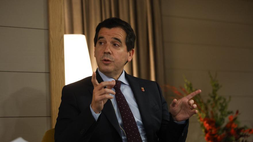 "En el plan energético estamos en tres fases para generar más energía renovable y consumir menos"