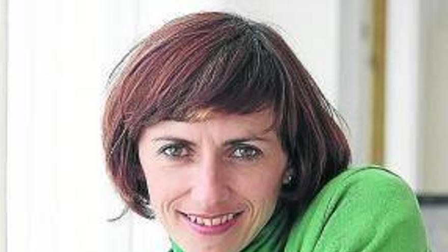 Helena Golab, a la izquierda, y Maite Arroitajauregi acudirán a Azala en 2013.