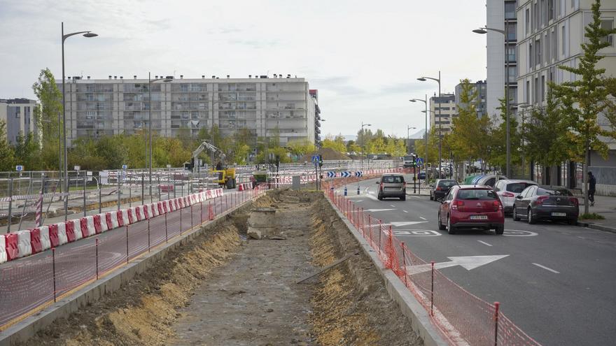 El Gobierno Vasco plantará 734 árboles en Zabalgana para compensar los talados por la obra del tranvía