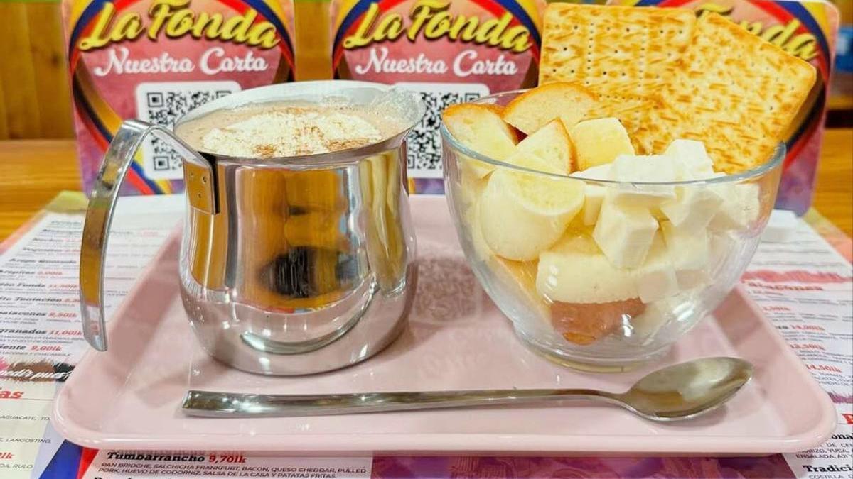 Uno de los desayunos de La Fonda Colombiana, en Vitoria